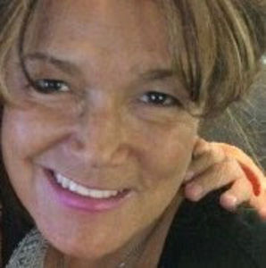 Meet your Posher, Deanna